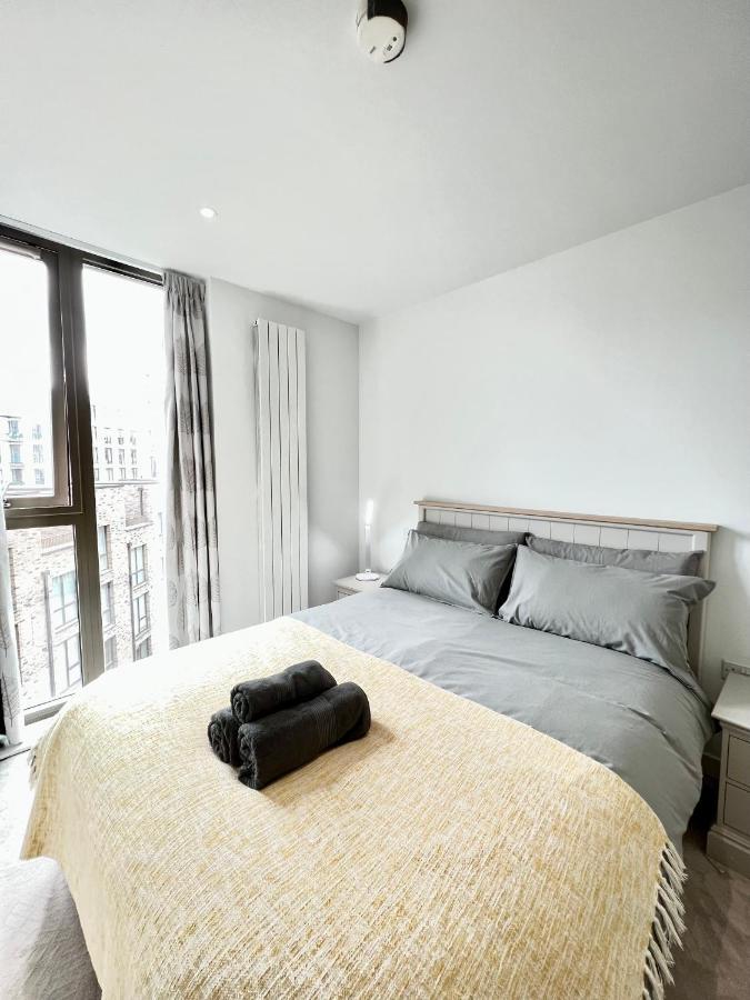 Luxury 2 Bedroom 2 Bathroom - Airport London