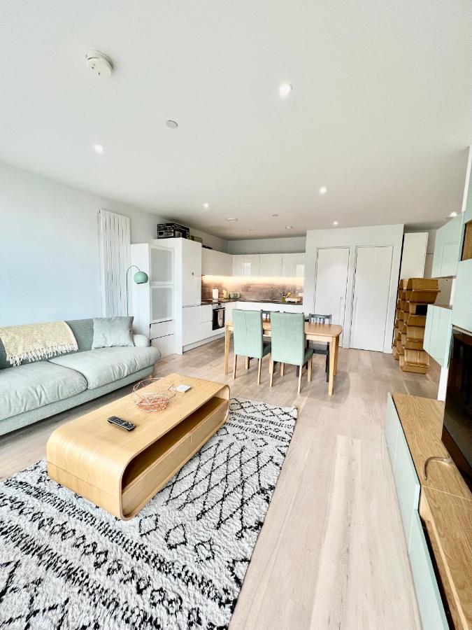 Apartment Luxury 2 Bedroom 2 Bathroom - Airport